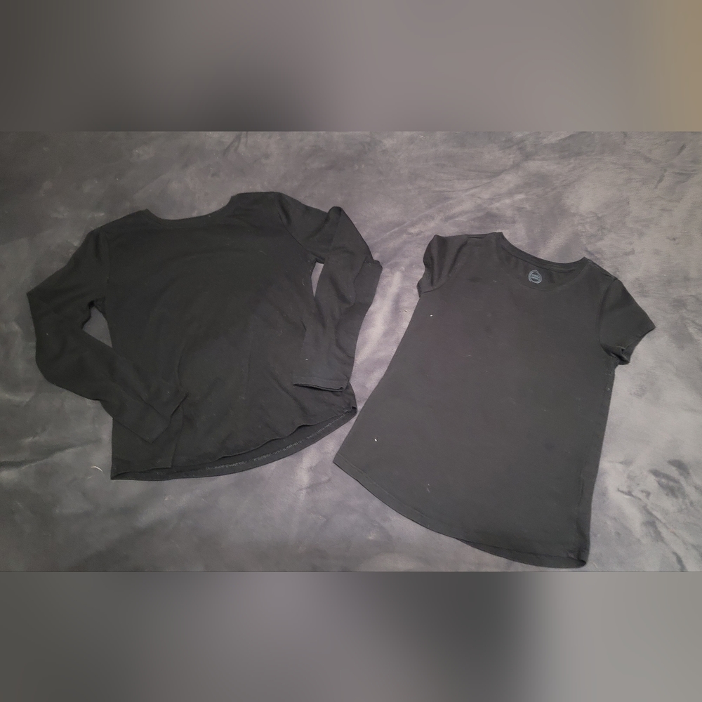 Kids black tee shirts (7/8)